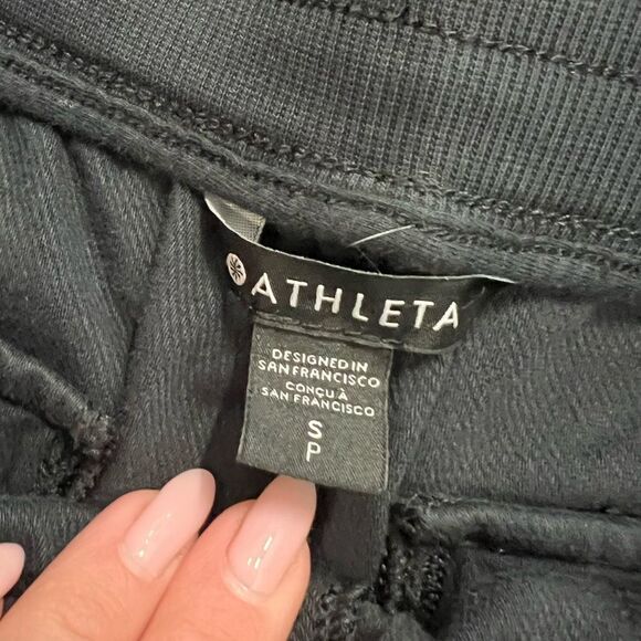 NEW Athleta Farallon Midi Short Organic Cotton Pull On Women's Small NWT Black - Picture 2 of 3